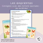 Enfants donnant des indications pour retrouver des animaux marins cachés dans la cour.